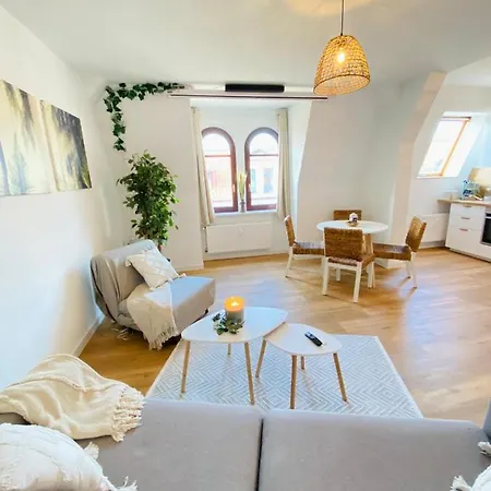 Home Cinema - Balcony - Wi-Fi & Streams Magdeburg Exterior photo