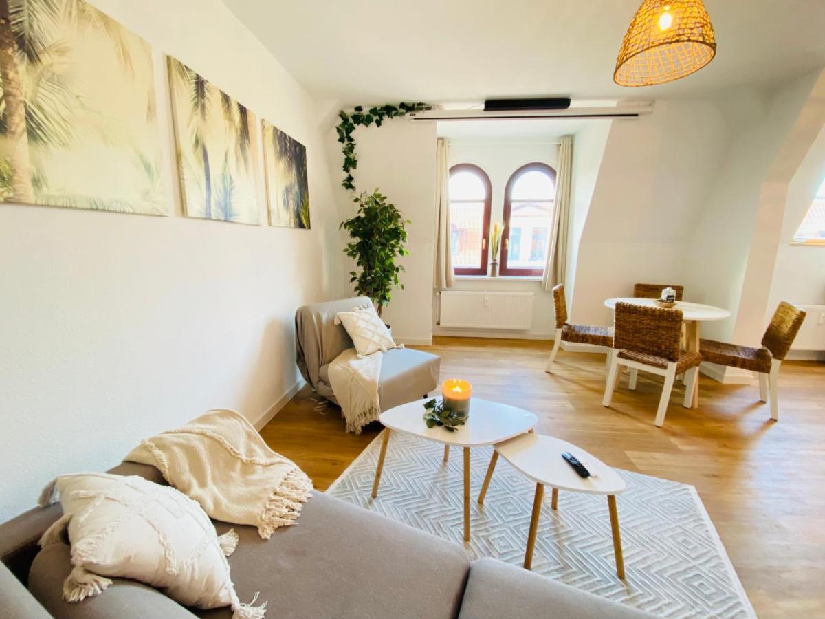 Apartment Cinema - Balcony - Wi-fi & Streams